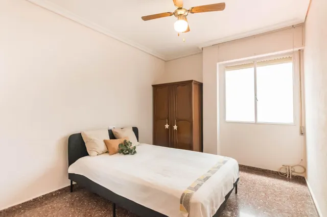 VIVIENDA CON GRAN PATIO PRIVADO FRENTE AL NUEVO HOTEL BARCELÓ 5★ — 27