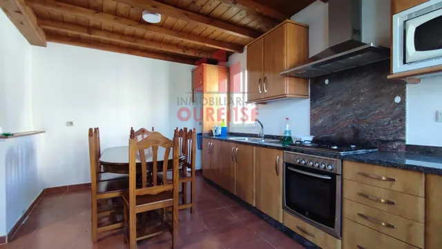 CASA DE PIEDRA CON PARCELA EN XUNQUEIRA DE AMBÍA, PRÓXIMA A SANDIÁS. — 16