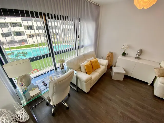 Fantastico Apartamento en Centro Estepona (zona lalobilla)