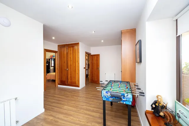 CHALET DE ENSUEÑO EN URB. VIÑA DEL REY, OTURA — 21