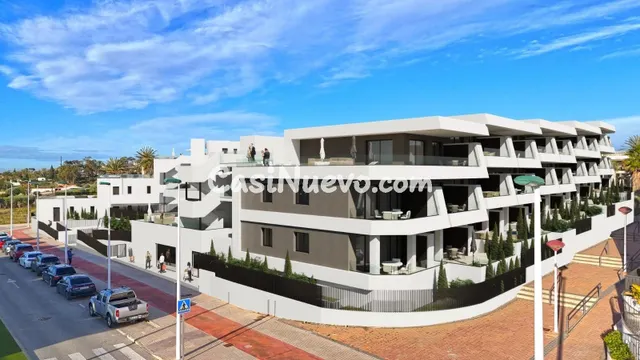 Apartamentos de obra nueva con amplias terrazas en la playa 