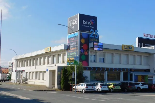 Oficina 600m² en venta - Berrioplano