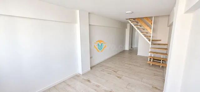 Moderno Piso Reformado en el Corazón del Rincon de Loix, Benidorm — 3
