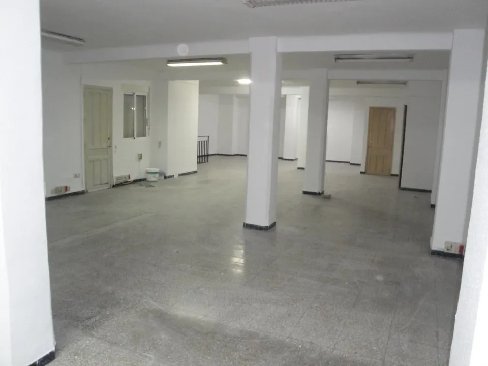 LOCAL COMERCIAL EN CALLE BLAS VALERO