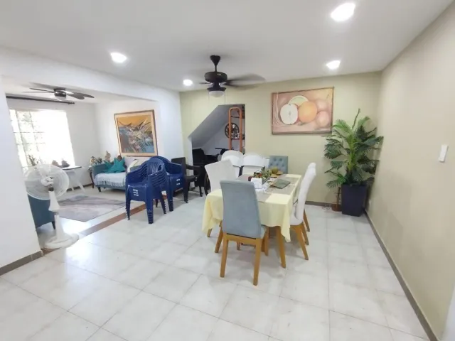 Casa 14 habitaciones 300m² en alquiler - Crespo — 8