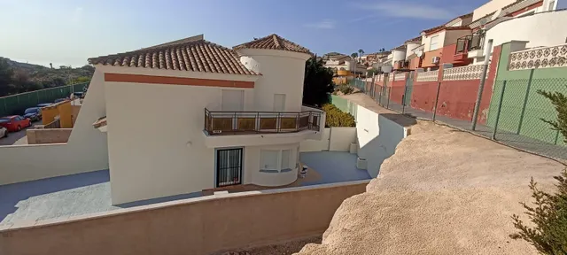 SE ALQUILA PRECIOSA VIVIENDA- FINESTRAT — 6