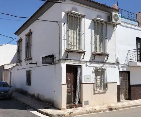 SE VENDE casa adosada OKUPA en C Pozo Nuevo de Rubio (El)