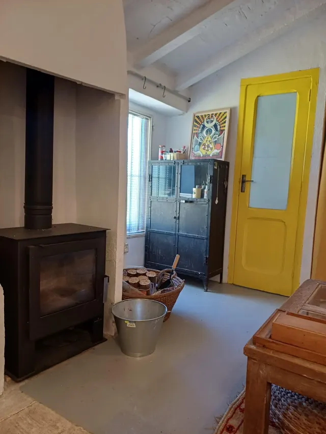 PARCELA DE TERRENO CON CASA CONSTRUIDA Y ARBOLES FRUTALES — 19
