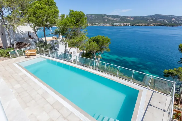 Impresionante villa de estilo mediterraneo con acceso directo al mar en Torrenova — 24