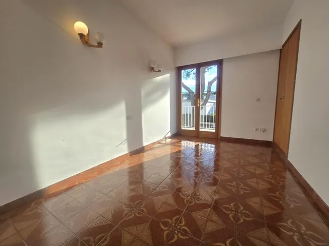 SE ALQUILA CON OPCION A COMPRA DUPLEX A 50 MTS DE LA PLAYA — 25