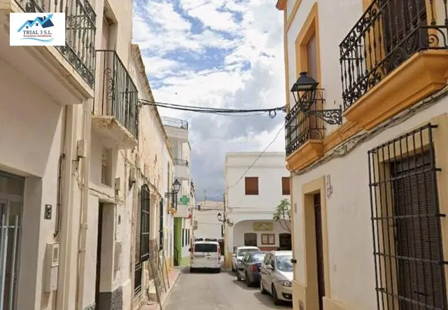 Venta de Casa Adosada en Bentarique (Almería) — 2