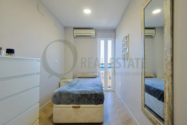 Ático con vistas al mar y solárium privado de 76 m2 en Coveta Fumá. — 19