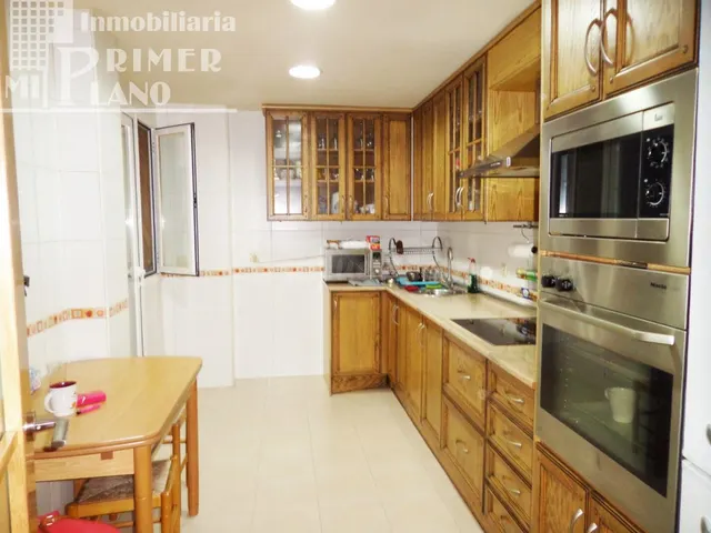 ¡EXCELENTE OCASIÓN DE COMPRA EN PLENO CENTRO DE TOMELLOSO! - foto 4