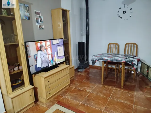 SE VENDE ADOSADO EN POZOHONDO - foto 4