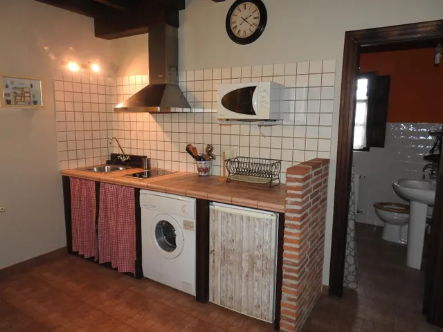 POSADA CON MUCHO ENCANTO EN CABUÉRNIGA.- — 30