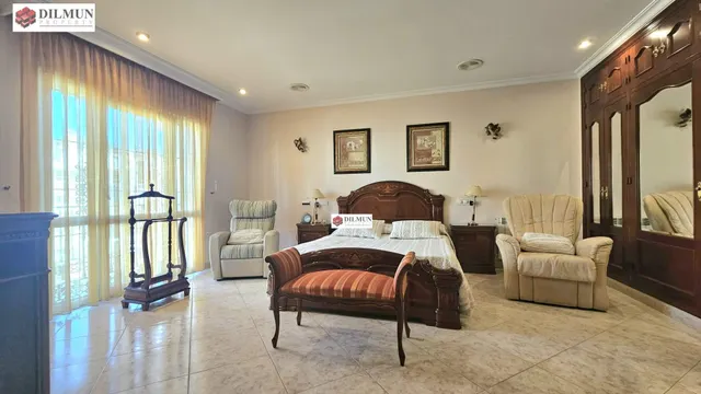 GRAN CASA EN VENTA ZONA PARQUE ACUÁTICO — 43