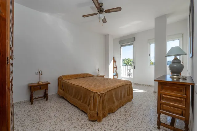Encantadora casa en El Fargue, Granada. — 32