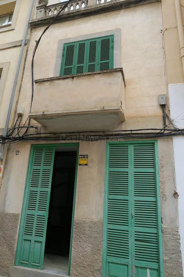 CASA DE PUEBLO A REFORMAR TOTAL CON 2 ALTURAS