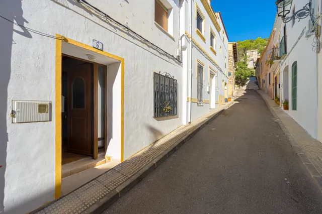 Encantadora casa de pueblo en venta en Llosa de Camacho — 23