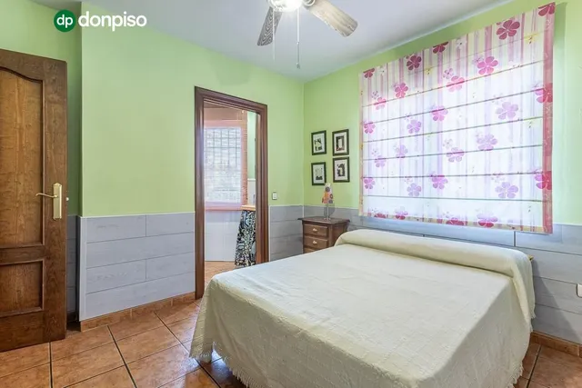 Chalet en los Chopos, Las Gabias — 16