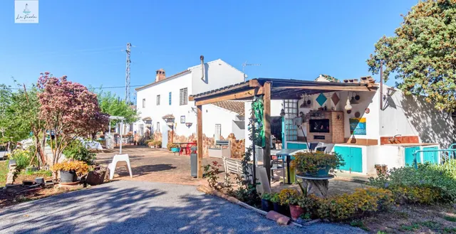 CASA RUSTICA CON ENCANTO CON TERRENO EN ARCHIDONA (MALAGA) - foto 2