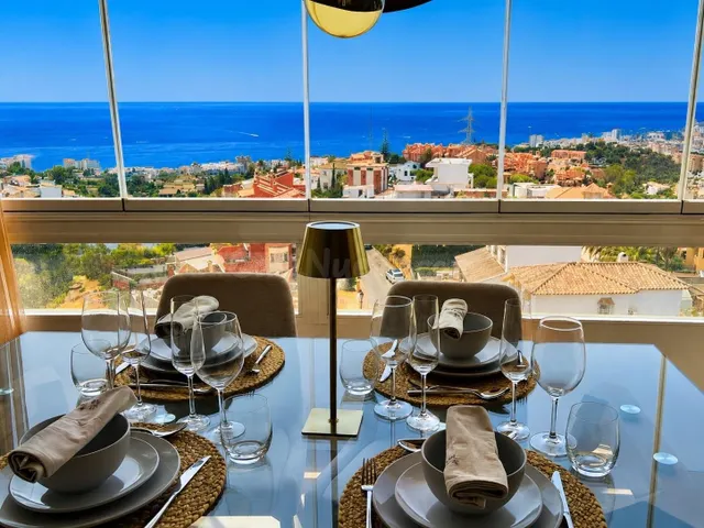 Exclusivo Apartamento Reformado con vistas al mar en Torrebl