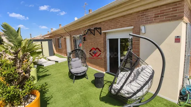 Exclusiva Planta Baja de 4 Dormitorios con Espectacular Terr - foto 2