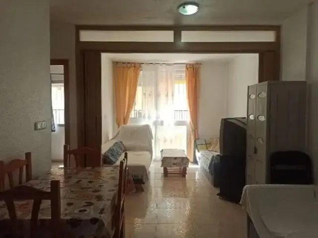 ¡ CHOLLO EN PRIMERA LÍNEA DEL PUERTO !! - 4 MINUTOS A LA PLAYA ANDANDO! — 6