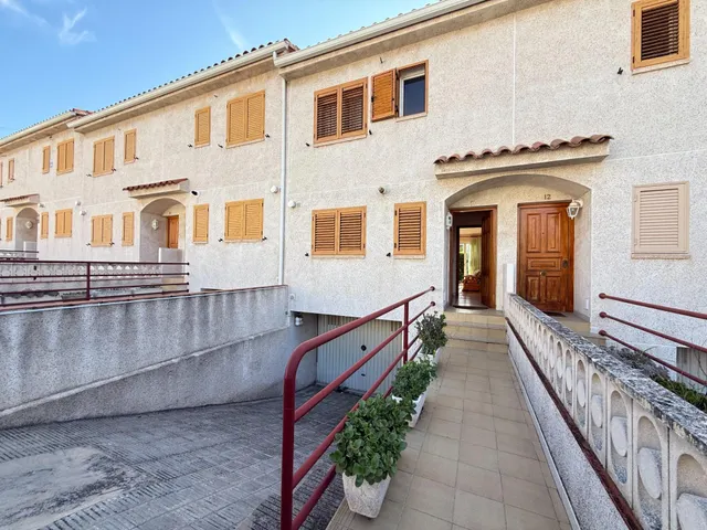 Magnífica casa adosada de 3 habitaciones, jardin privado de 30m2 y con piscina comunitaria — 27