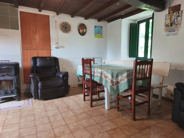 Casa de piedra con hórreo y finca en San Sadurniño - foto 4