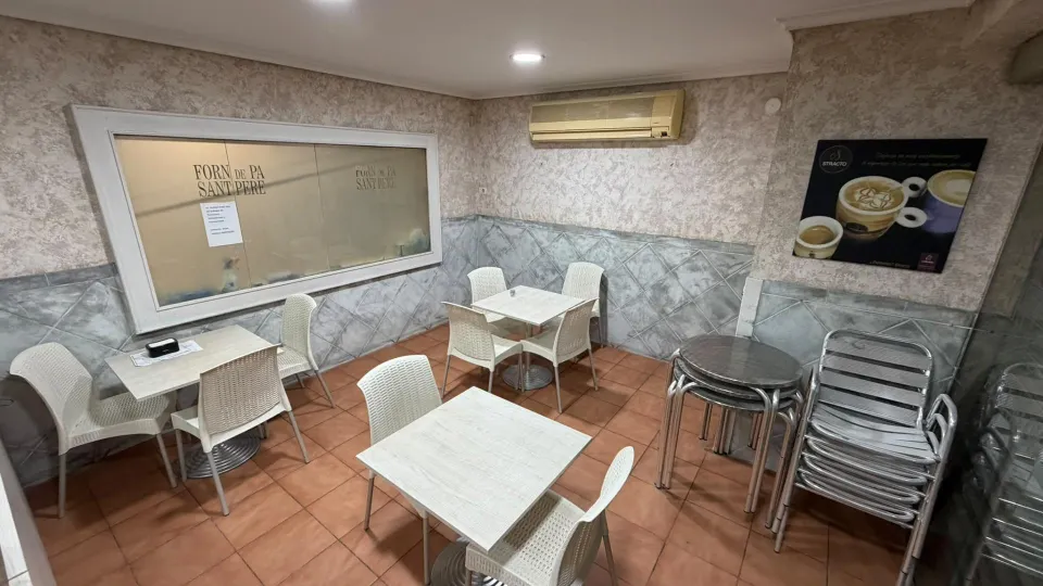 Amplio Local Comercial en Puerto de Castellón por €250,000