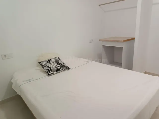 Planta baja 1 habitación 45m² en alquiler - Alipark - foto 2
