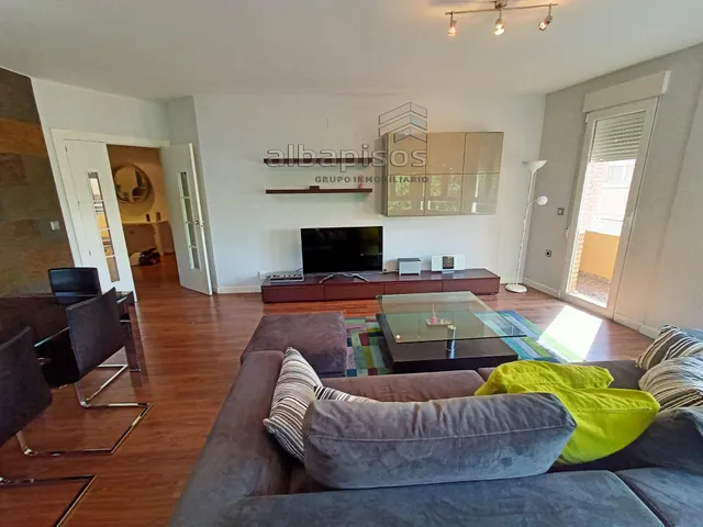 Bonito piso de 129 m2 útiles en el paseo de la feria | garaje y trastero incluidos — 6