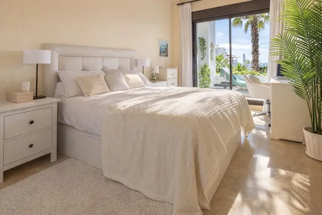 Apartamento 2 habitaciones 90m² en venta - Playa la alcaidesa — 2