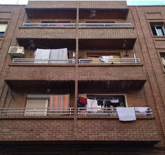 SE VENDE piso OKUPA en C Oriol 6 de Orihuela - foto 4