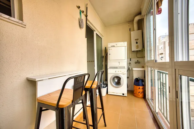 LISTO PARA ENTRAR A VIVIR  ¡TU NUEVO HOGAR TE ESPERA EN REYES CATÓLICOS! PISO 3 DORMITORIOS — 15