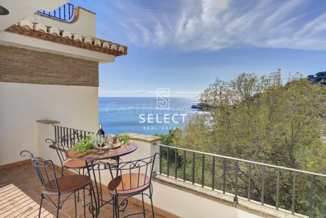Apartamento con Terraza y Vistas Panorámicas al Mar en Marin - foto 2