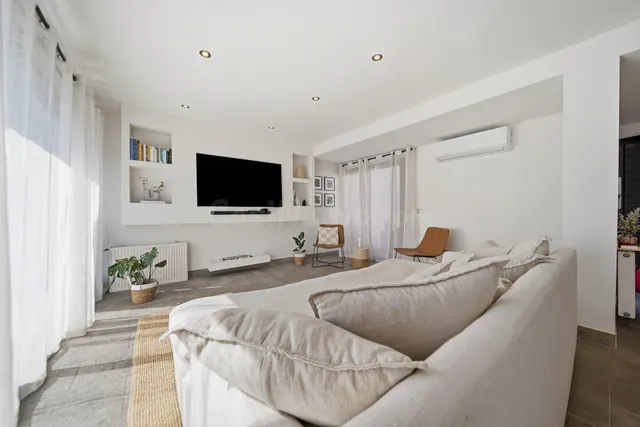 RESERVADA - CASA DE 4 habitaciones CON PISCINA COMUNITARIA E - foto 4