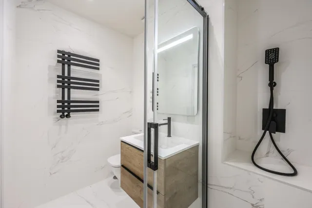 Exclusiva vivienda de lujo en planta alta con orientación sur junto al retiro — 20