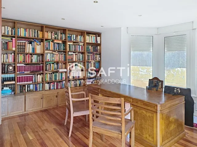 Estupendo chalet de 998 m2 de parcela y 620 m2 de vivienda. — 11