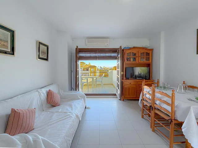 Espectacular ático con amplia terraza y excelentes vistas panorámicas y a la piscina comunitaria (350 metros playa) — 19