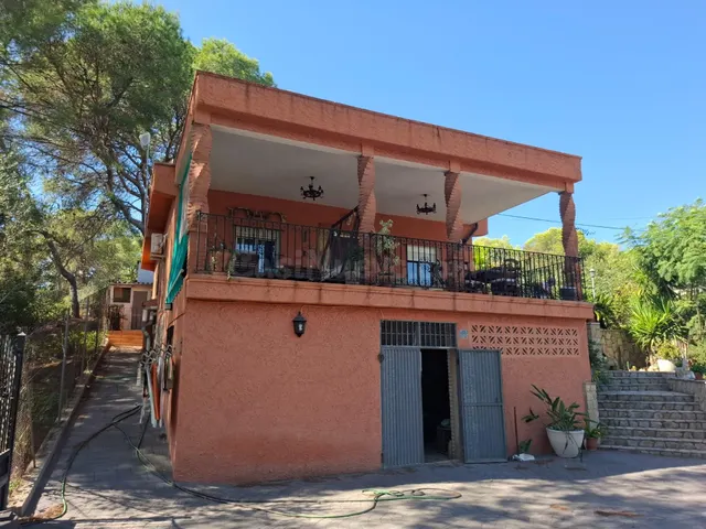 CHALET INDEPENDIENTE EN PLENA NATURALEZA A 5 KM DE SAGUNTO Y