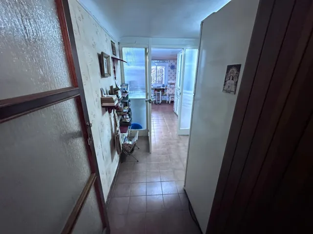 Oportunidad en Monóvar: amplia casa de 4 habitaciones y 2 baños — 8