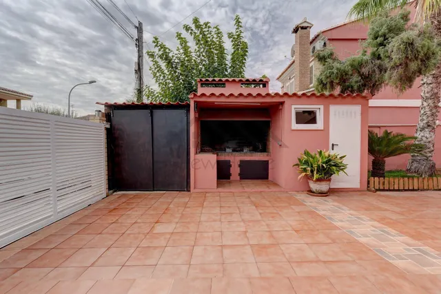 Chalet independiente en montecolorado | 400 m2 de parcela a solo 15 minutos de Valencia — 21