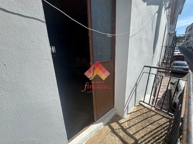 CASA PARA REFORMAR EN ARRIATE — 12