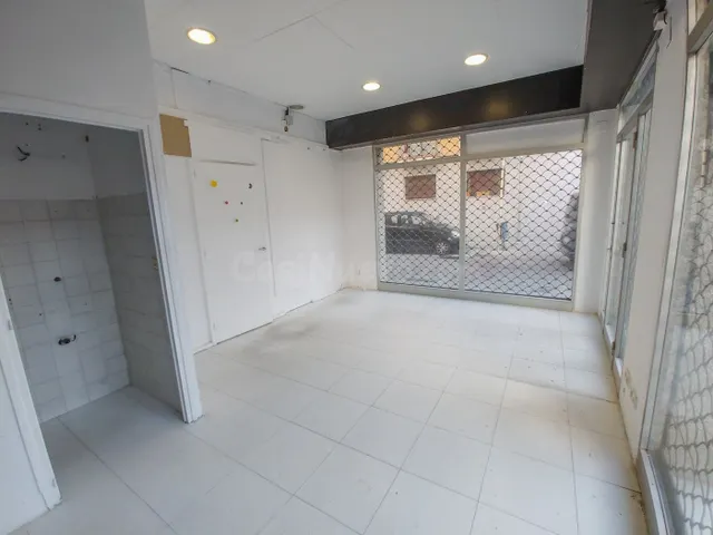 Buena esquina cerca parking, La Salle y zona comercial de Pa - foto 5