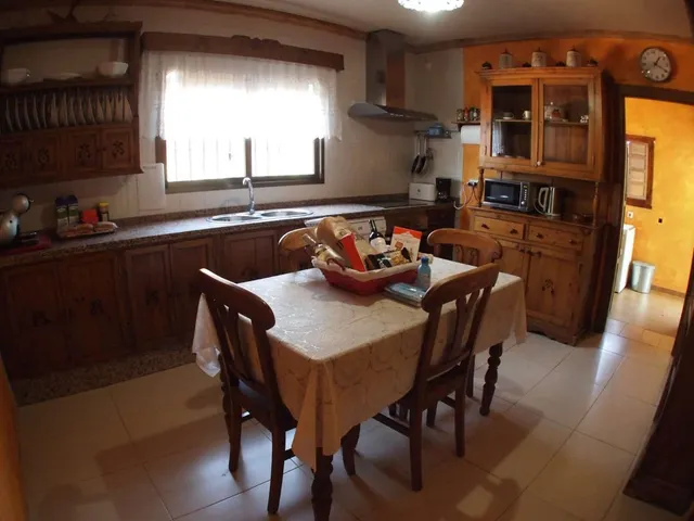 Chalet 7 habitaciones 410m² en venta - Centro — 7