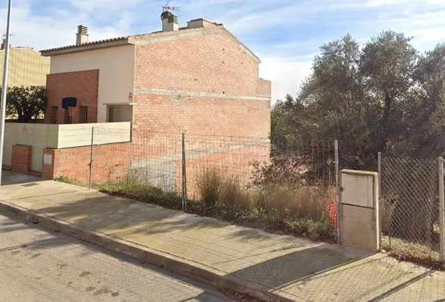 SOLAR EN VENTA EN EL PADRÓ — 2