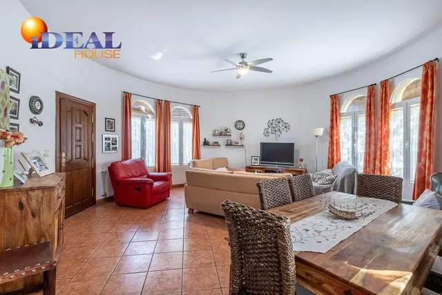 Chalet en los Chopos, Las Gabias — 8