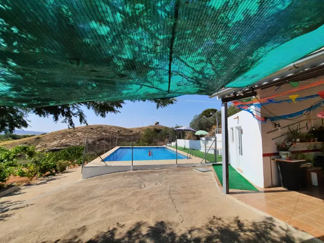 EXCELENTE CHALET EN MONTEALEGRE DEL CASTILLO — 23